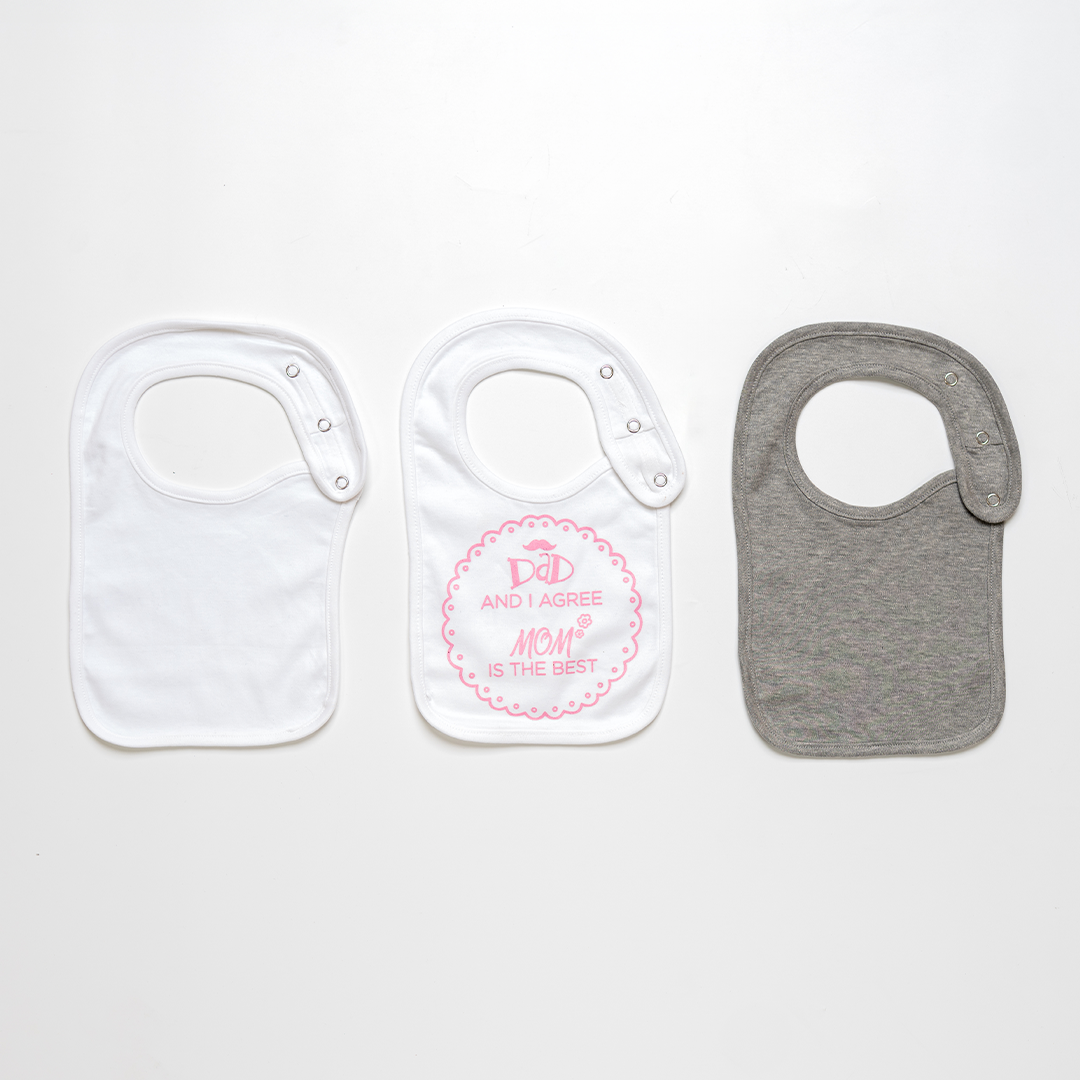 Mom is the best Bib