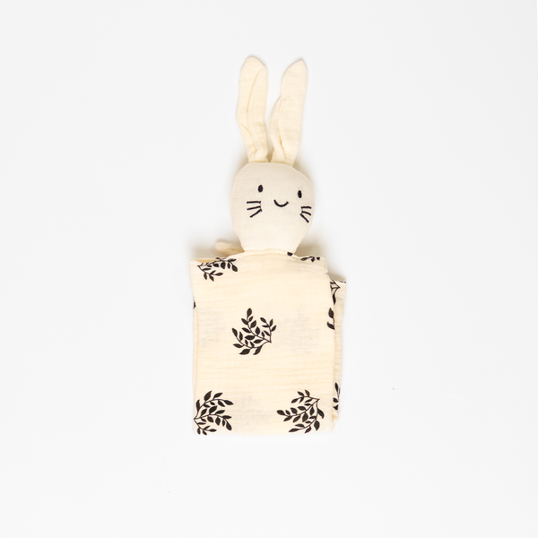 Midnight leaves comforter