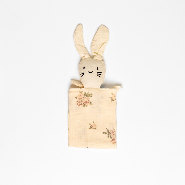 Garden rose comforter