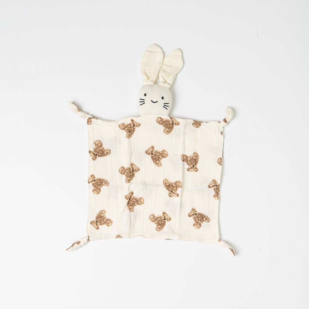 Bear hugs comforter